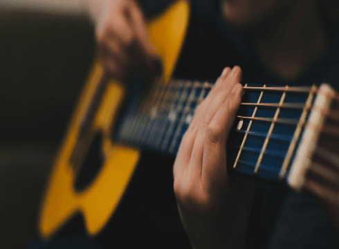 Live Bands and DJs at Beach Barrels