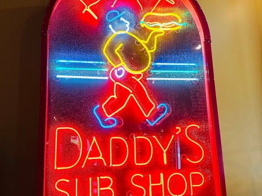 Fat Daddy's Subs Pizza Wings